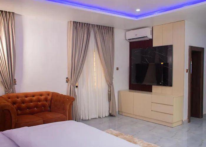 Lintoc Hotel & Suites