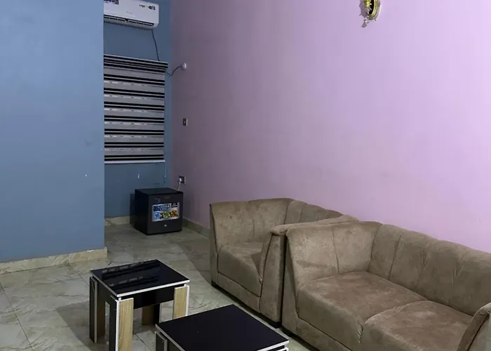 Donbidd Royal Hotel